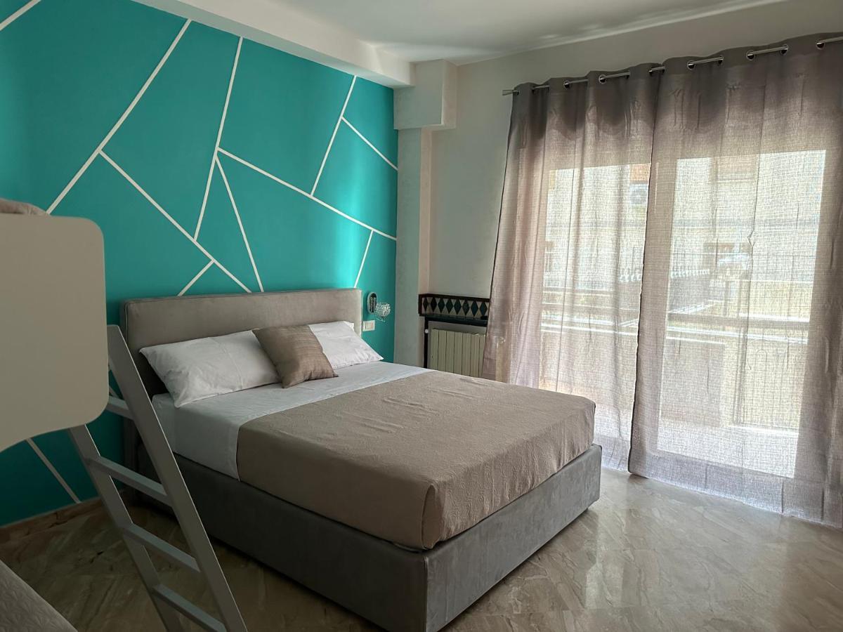 Al Centro Bed and Breakfast Formia Exterior foto